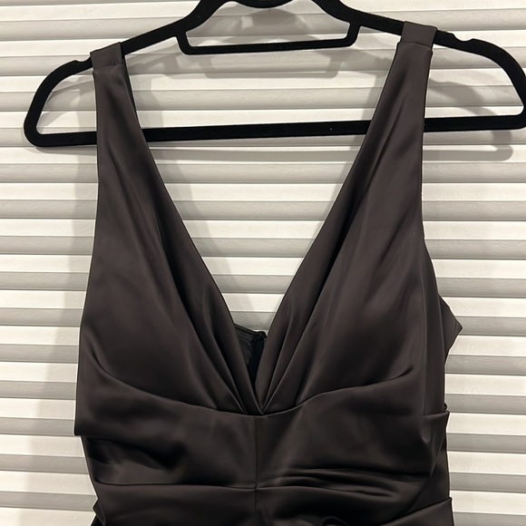 XSCAPE COCKTAIL DRESS W/ FLATTERING RUCHING W/ BACK ZIPPER - Picture 4 of 10